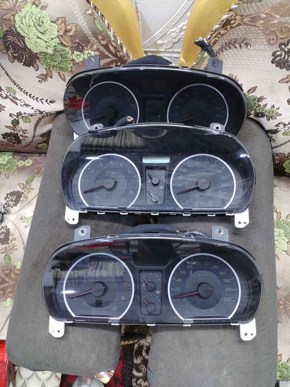 السلام عليكم اخوان عندي كيجات افانتي شرط كصه جدد السعر ١٥٠


**إذا كنت صاحب هذا الإعلان وتريد حذفه لأي سبب، رجاءا أرسل رسالة إلى الدعم الفني**