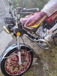 دراجه إيراني موديل ٢٠٢٤ طالعه نهايه سنه ما مفتوح المحرك بعدهه جديده ٠٧...