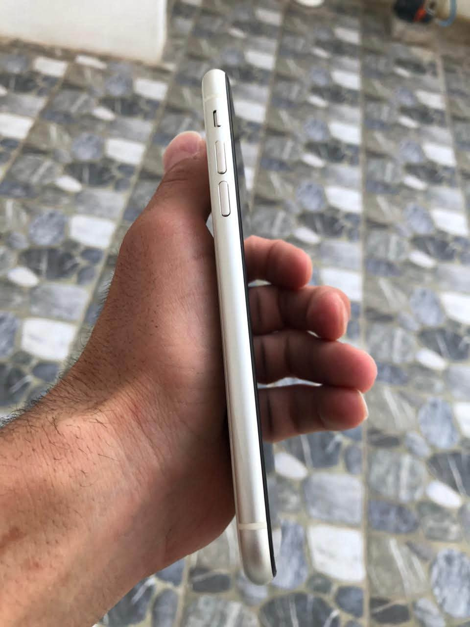‏السلام عليكم عندي iPhone 11 اعتيادي بطارية بلادي شاشة مبدلة أصلي جهاز نظافة 100% بس عادي ￼ ذاكرة128￼
سعر٢٠٠ ***********
