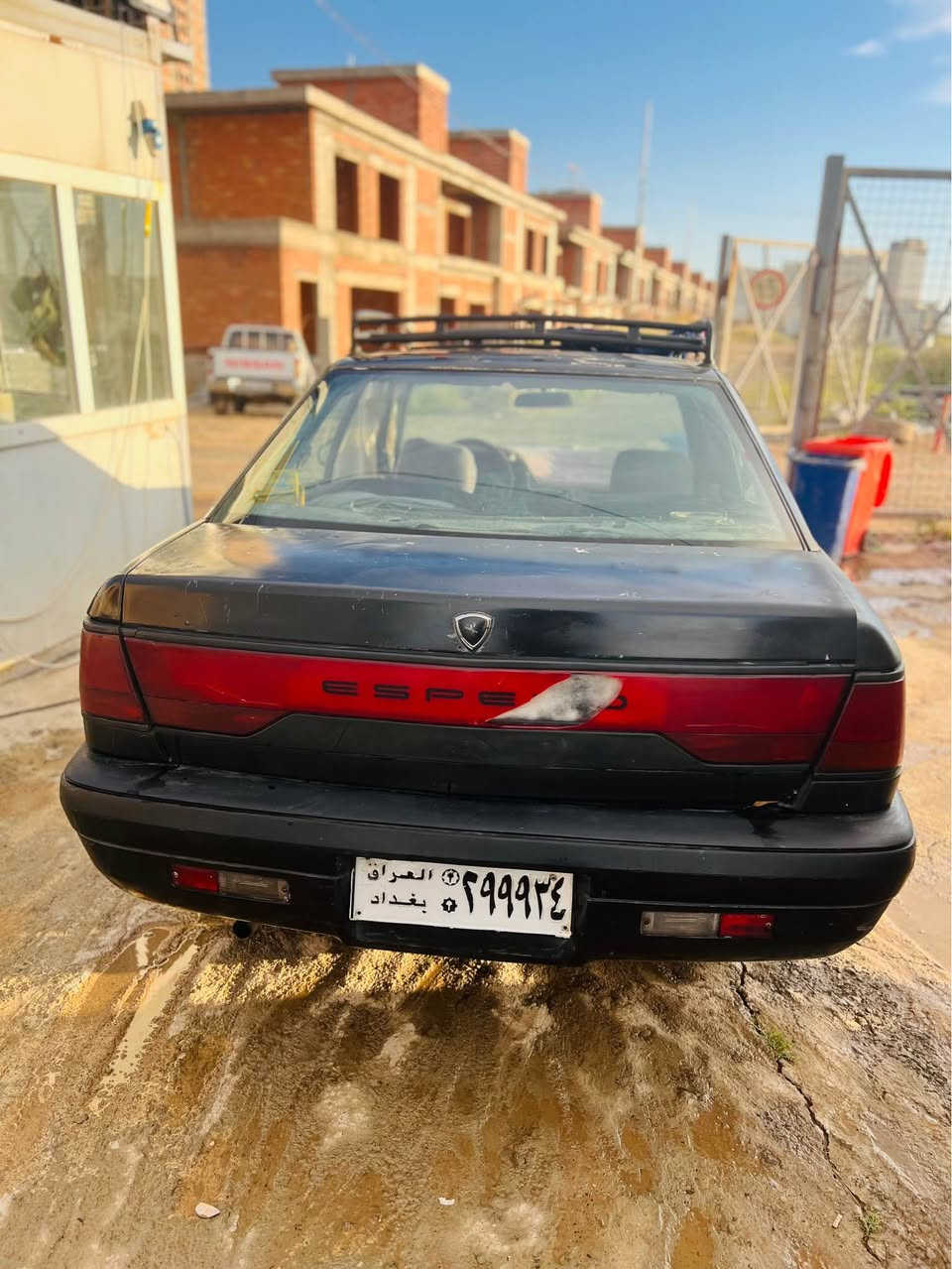 سڵاو ڕێز
دایۆ بۆ فرۆشتن مۆدێل ١٩٩٦
ئاڕمی سلێمانیە ماشەلڵە سیارەکە توند و تۆڵە 
گێڕ و مەکینەی بەشەرت سەرف و بوخار بەشەرت 
لە هەولێرە سیارەکە نرخی ١٥ گەڵا و مەجالێکی برایانە
*********** ئەزیزن ئێوە Singapore
