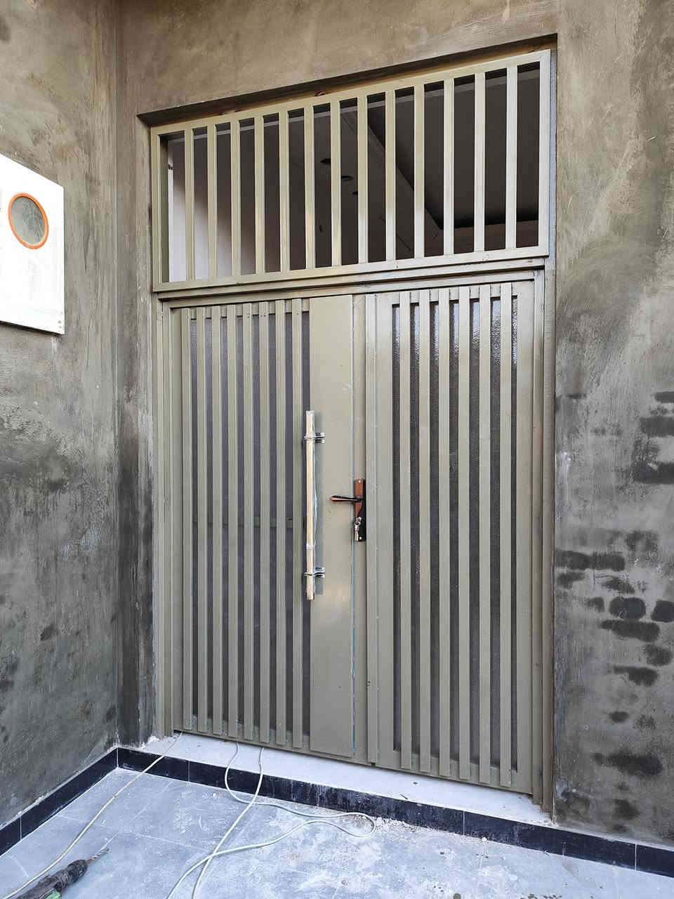 تم بحمد الله عمل كافه انواع الحداده ،  نعمل ناصريه ونواحيهه انته اختار واحنه نوصله الك للبيت 
***********
