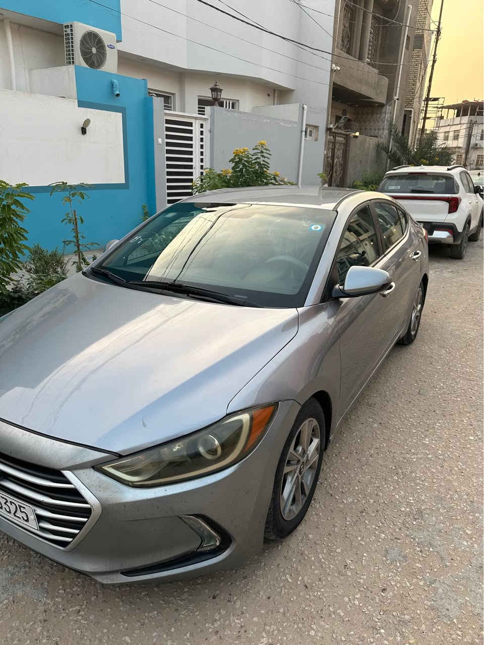 سلام عليكم
 هونداي النترا موديل 2017 
اللون سلفر 
رقم مثنى دولي ب اسمي 
وارد امريكي
 دخول كلين 
بيها صبغ صفحه وبنيد
 بدون داخل شرط 
ليبل واحد  
سيارة فول مواصفات
 شاشه
 كأمره 
تحكم ستيرن
 مثبت سرعه 
سيارة جديدة وجاهزة من كلشي 
تبريد ثلج 
حدادية 
ارضيه مغلف نايلون 
مكينة 2000 خليجيه جديدة
سنوية جديد ل 2028 
سياره احله من صور ومابيها نقص مال جناي 
 
السعر 112

المكان- نجف -كوفه 

للاستفسار: *********** النجف, العراق
