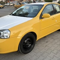 للبيع شوفر اوبتره  موديل 2011 شركه العامه رقم بغداد انكليزي مصفره هيئه...