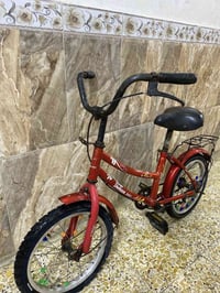 بيسكل حجم 16 نضيف وكامل ماعوزه اي شي مكاني قطاع 28 شراي اتصل 077449257...