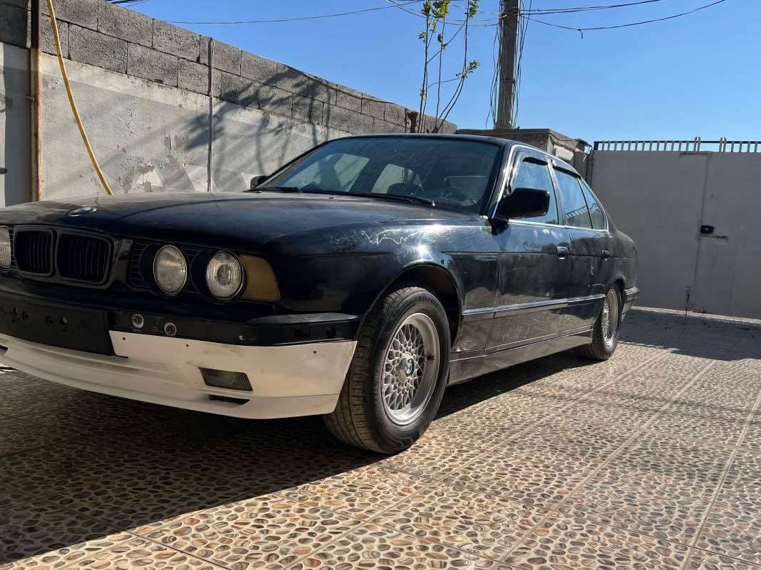 بیئێم

شتی نمونەو جوانو بەقوەت🚀
بیئێم ٥٢٠ ـی کەپسی دیجیتاڵە سمس ـە گێڕ عادیە مۆدێل ١٩٩٣🏎️ - نمونە لەجوانی هەیکەلی قیت و جوانە نەکەوتووە - گێڕ و مەکینەی ئەورووپی تازە بۆ بەستراوە بەشەرت ١٠٠ فیتەر زۆر زۆر توند و تۆڵ و بەقوەتە، نەدوکەڵ نە بوخاری هەیە بەشەرت ✅- ئەکسل بە شەرت, کلاج و عەینەی تازەیەو بەشەرت -  تازە پێش و پشتی داگیراوەو توند کراوەتەوە چرکەی تێدانیە ❕- ٤ جام کارەباییە - ABS ـە هەتا برێکیشی ئیشدەکا🛑 - تەبریدە ساردو گەرم بەس تێکچووە -  فڵچەی حاسەیە - گێچی کامل ئیش دەکا ⏳- فول فولە بەس سڵاید نیە - ناوی زۆر زۆر خاوێنە قرچێکی بە دەشبوڵیەوە نیە ✨- سەقف و شانی شوشەییە , هەتا بۆیاغی جوان و ڕێک و پێکە، خایس دەعم موسو بڕاوەش بەشەرت - کەفیلی ماڵی مەدەنی دەکەم.

‎سعری 25 گەڵاو معامەلەیەکی برایانە❤️
*********** رانية, السليمانية
