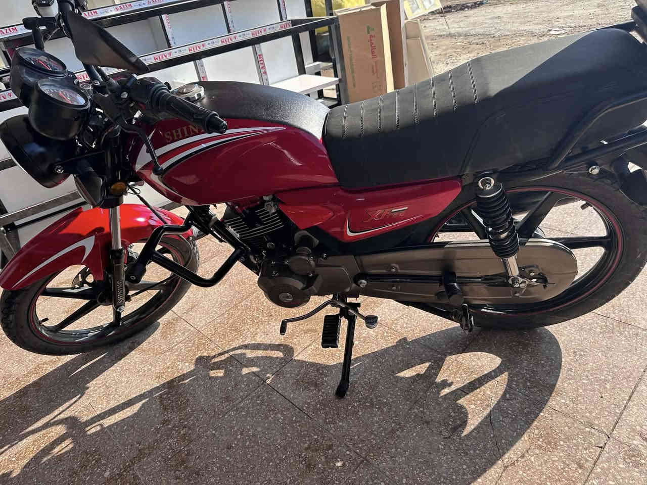 السلام عليكم 
 ((مكلفففففف بالنشرر ))

دايون شايننگ موديل 25 صارلها شهر عدل من طالعة من الوكيل شخطط ممشخوطة اوراق سكنر السعر 950 وبيها مجال  هذا رقم صاحبها *********** 

وهذا حسابة https://www.facebook.com/share/1Am9yDtwgw/?mibextid=wwXIfr
