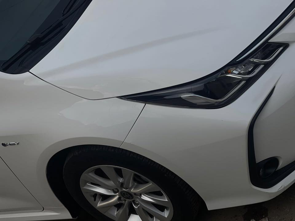 السلام عليكم … كورولا هايبرد موديل٢٠٢٤ للبيع السياره مكفوله من تبديل او صبغ او بارد ماشيه ٣٤ مواصفات الكورلا المعروفه داخل جلد اسود فتحه تحكمات شاشه 
للاستفسار *********** اتصال +واتساب
