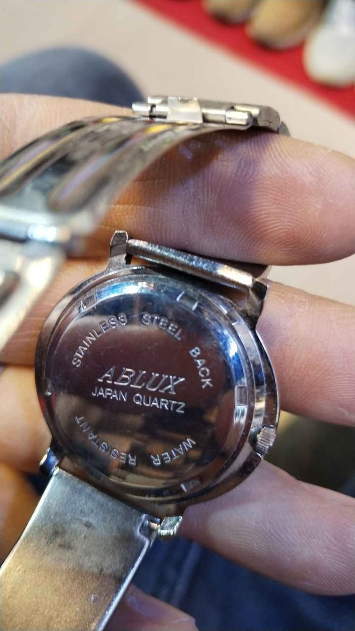 ‎ساعة رجالية ماركة ABLUX
للاستفسار ***********‎ بغداد, العراق
