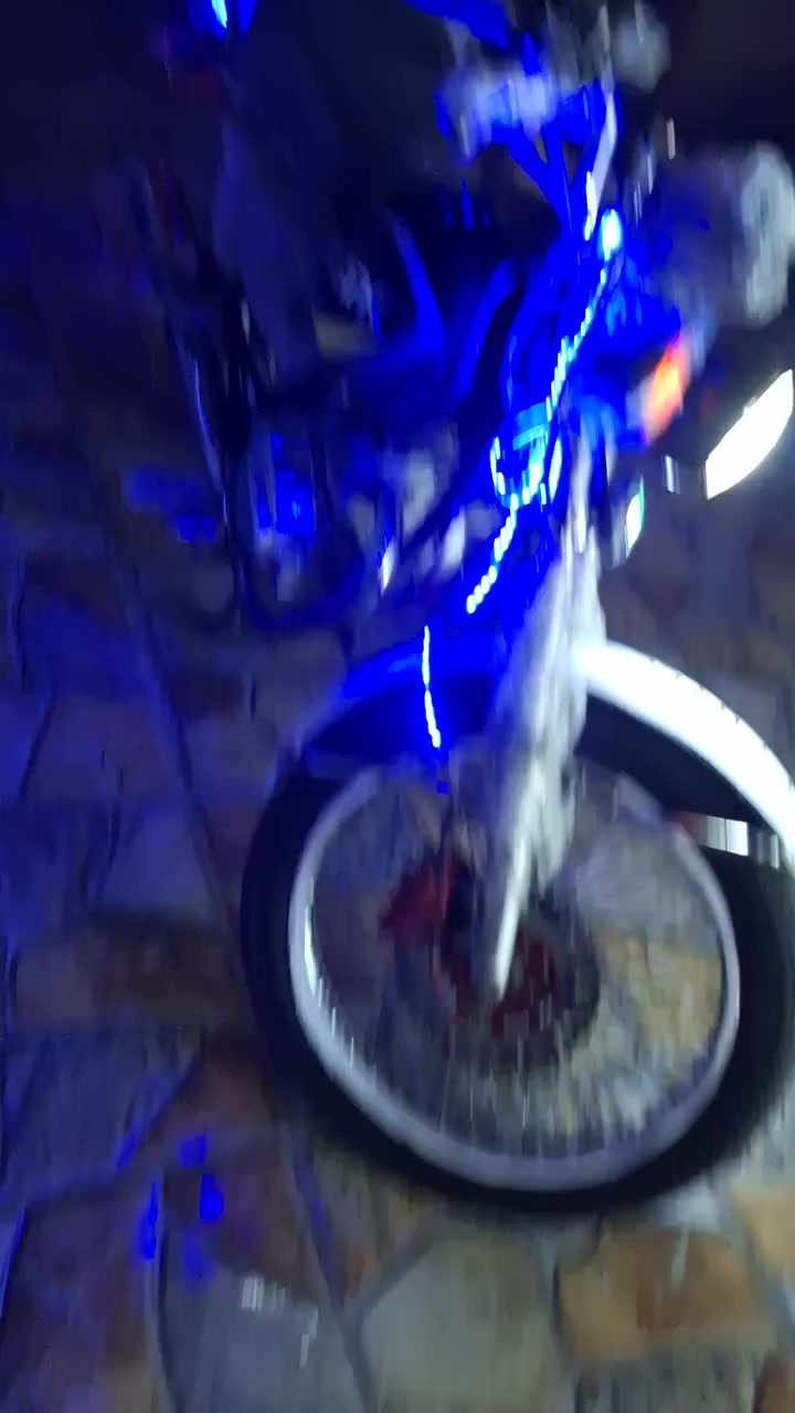 سونك 23 محرك شرط لا صرف ولا بخار نضافه فول شلعه ومعدل فول مناقصه شي كهربائيات كامل فول جمبزه ونشرات  مناقصه شي سعرها 490 وبي مجال  مكاني كركوك ***********
