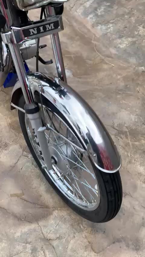 سلام عليكم شباب دراجة للبيع شلامجه موديل 2022ڪفاله عأمه أصولي ڪهربايأت شغاله المكان محافظة الناصريه قضاء الغراف السعر اتصل على الرقم ***********

