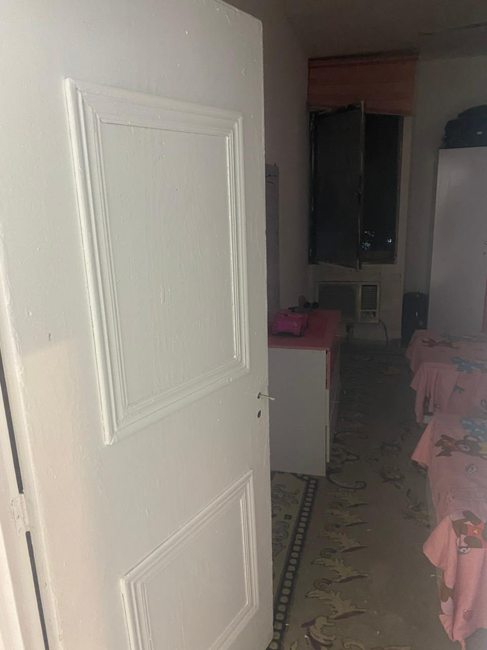 جدد. ابوابك.    
   تصليح. واصباغ 
تبديل 

‭٠٧٨١ ٠٧٣ ٢٠٥٢‬ اسعار مناسبه
