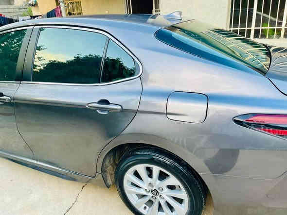 کامیری Le.2023 پێش و پشت کەپس 
دەرگەی دواوەی سایەق سبوخە لەگەل ناو رانەکەی . چاملخی دواوەی سایەق پیدی ئارە 
رادارو بەردی گزۆزو تەقەو رەقە هەموی بە شەرت 
رەنگی نەفتی سەیارە بئ قەپ و قۆپە  بێ تەزرەو هەموی بە شەرت بەناوی خۆمانە 
سحر ١٩٥ مەجال 
ژم *********** شقلاوة
