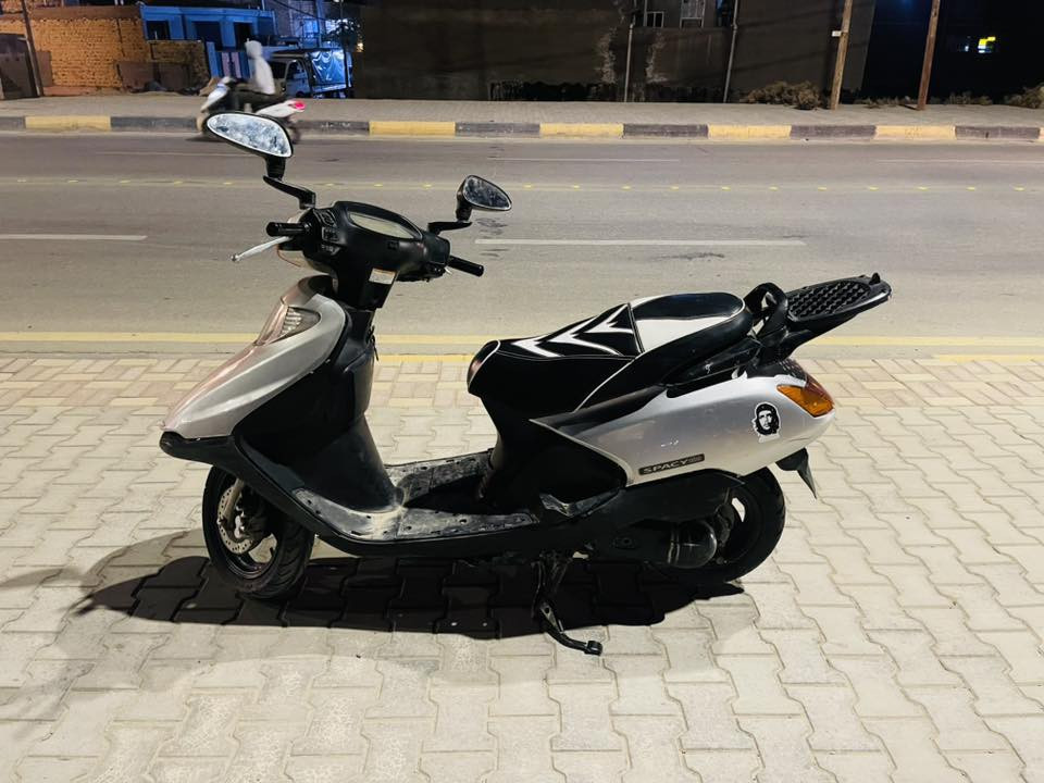 سلام عليكم دراجه سبيسي ياباني للبيع كفرات اصلي فقط البجم لكدام تجاري كابريتر تجاري كهربائيات شغاله نقص هندر عرموطه ونكره سلف شلعتهه تخبل وترايك وين ماتريد سعر 550 وبيهه مجال رقمي ***********
