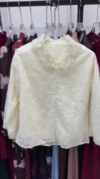 قميص مبطن • فري سايز • اوف وايت