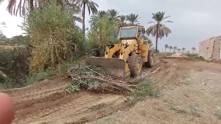 سلام عليكم شغل للبيع نوع مشكان أمريكي حجم ٦٥شفل مكينته صاطره بس شفل اصولي رقم وسنويه نجف سعر ٦٥ وبيه مجال رقم *********** مكان كربلاء
