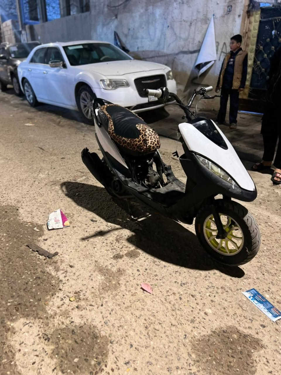 دراجه ماكس للبيع مفتوحه بس بوشه السعر450وبيه مجال المكان البصره زبير رقم ***********
