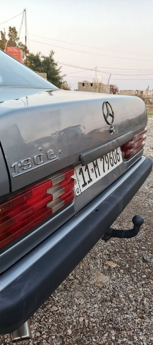 سلام عليكم سياره مار سدس للبيع رقم بغداد انكليزي مشروع وطني شرط تحويل ثاني يوم سنويه جديده 2030تخم تاير حداديه جديده كهربائيّات كله شغاله كير ومكينه مكفولات مكينه البلاديه مصبوغه فرن مكفوله من الضربه والعيب شرعي دواخله جديده سياره جاهزه عنوان واسط كوت الشراي يتصل وبي خير ويدلل سعر 45ورقه وبيه مجال ***********
