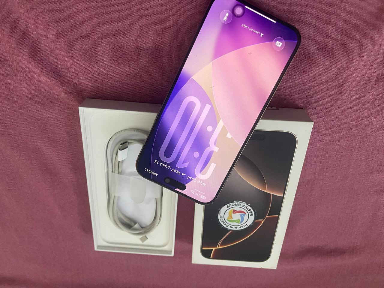 آيفون 16 بروماكس ماستر
السلام عليكم آيفون 16 بروماكس 
ذاكرة 256 
بطارية 🔋 94 اخر تحديث 
لون صحراوي ديزرت 
بعده بالضمان شهر 5 ينتهي 
مابيه شخط أو تبديل نظافة 100‎%‎
مرفقات كاملة كيبل اصلي و كارتونة مطابقة 
السعر خاص وتدلل 
*********** 📞
