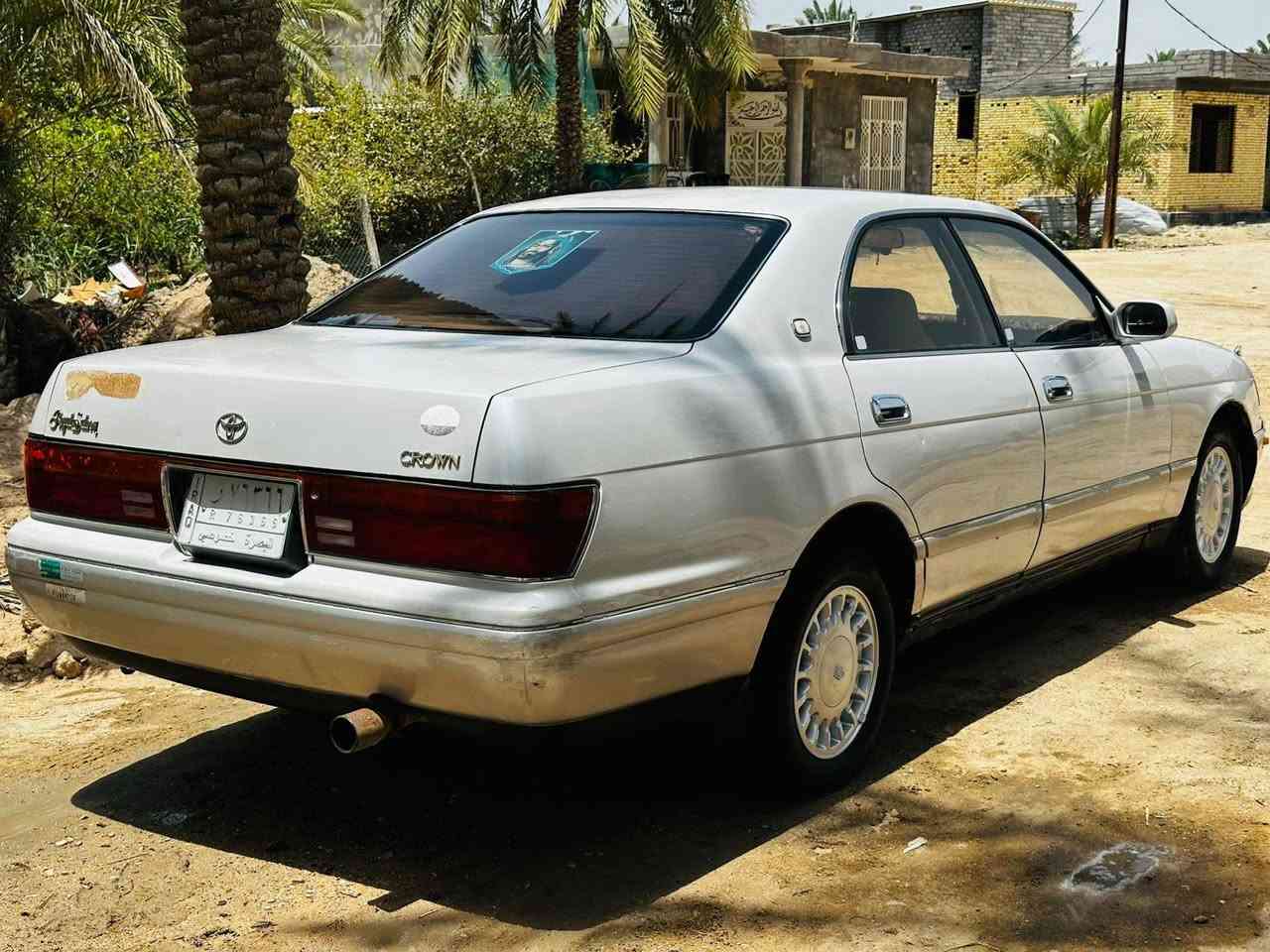 السلام عليكم بطه منفصل للبيع موديل 1994 رقم بصره سنويه 2028 كير ومكينه 2500 السياره كفاله عامه من الكصه ونقل جثه ولعيب شرعي ولصوليات والخياس والضربه السياره جاهزه مجهزه من حداديه تخم تاير كهربائيات  غرفه جديده   السعر 58  وبيها مجال للشراي 
البصره / قضاء المدينه 
***********
