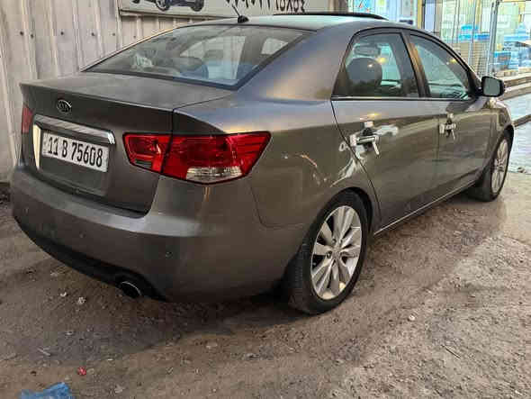 سيراتو خليجي 2012 

سياره احله من صور جديده بي معنا كلمه 

فووول موصفااات 1/1

1-تحكم ستيرن

2-شاشه

3-كامره خلفيه 

4-حساسات

5-بصمه تشغيل 

6- بصمه بوب 

7-تشغيل عن بعد 

8-شاير بلمري

9-مري شفط 

10-فتحت سقف 

11- ويل كب

سياره مزوعه موصفات

سياره حادثه جاملغ وبونيد بدون دواخل 

سونار موجود 

رقم ***********

بغداد البياع 

سعر 105 بيه مجال Colombo
