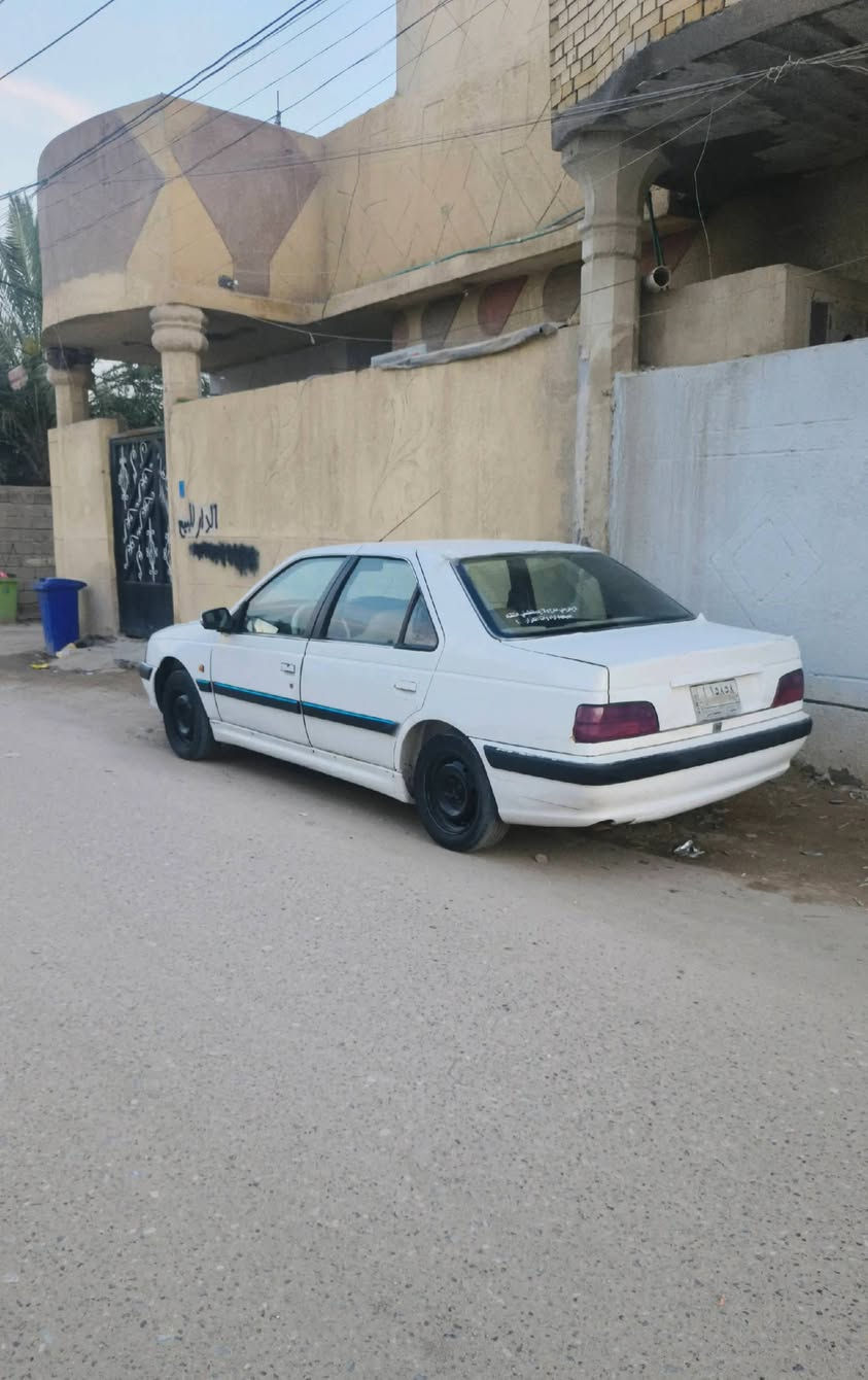 سلام عليكم بيجو بارص مديل 11 مكنيه توه مجفتها كيرها خير م̷ـــِْن •اللّـہ̣̥ تبريدها ويه السويج تخم تاير جديد حداديه نص عمر مكفوله بس بيها مبدل جاملق صفحت سايق جماليه غرفتها نضيفه للبيع او مراوس بصفره رقمي***********
