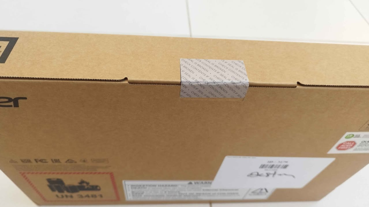 ئێستا دوبارە بەردەستە 👌

لاپتۆپی گەمینگ و هەندەسی بە باشترین توانا و گونجاوترین نرخ🦾
 
 هەر ئێستا داوا بکە ژمارەیەکی زۆر کەم بەردەستە

لاپتۆپەکە نوێیە لۆک بە تەواوی ،لە ناو پاکەت هەڵنەپچڕاوە 😎

* Display: 15.6" Full HD (1920 x 1080) IPS, 165Hz 

 * CPU: Intel Core i5-13420H (13th Gen, up to 4.6GHz, 8-Core)

 * GPU: NVIDIA GeForce RTX 5050 (8GB GDDR7 VRAM)

 * RAM: 16GB RAM

 * Storage: 512GB PCIe Gen 4 SSD

 * Operating System: Windows 11 Home
 * Connectivity: Wi-Fi 6, Gigabit Ethernet, and Thunderbolt 4 port
 * Color: Obsidian Black

نرخ : 1270000 و تۆزێک مەجال

گەیاندن بەردەستە بۆ هەموو عراق
 
WhatsApp : *********** أربيل, العراق
