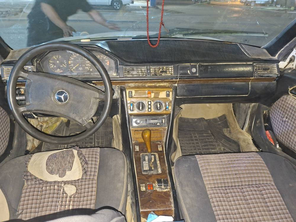 مارسدس بيع اومراوس بي ام 500 محورمحرك اوبيع سعر٣٨ دب محرك 3000سنويه 28 تبريدثلج طخم تايرفي العماره مركزالمدينه راعيهايمني يريدتحويل 
موديل 90 عمارة, ميسان


**إذا كنت صاحب هذا الإعلان وتريد حذفه لأي سبب، رجاءا أرسل رسالة إلى الدعم الفني**