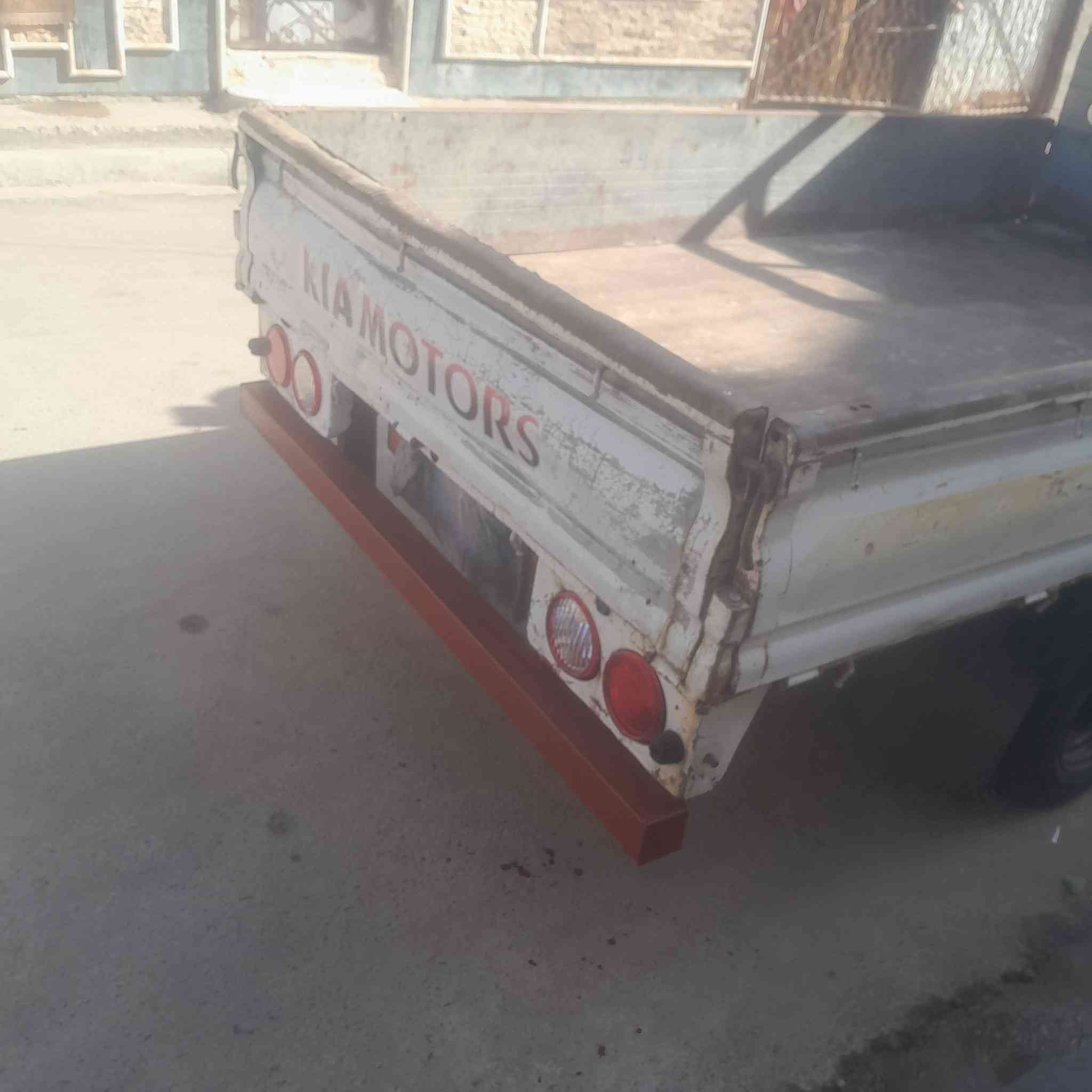 كيه ٢٠١٢ راعيها متوفي سنويتها تفاصيل السعر ٦٨ عنواني بغداد الفضيلية لاصرف ولا تبخير فقط وكاله قيادة 
الهاتف .***********
