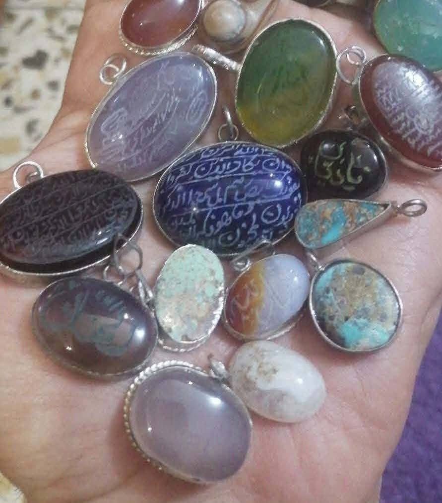 سلام عليكم للبيع احجار عدد 30 جزع وسليماني عطف و سليماني عين صريحة و سنام الجمل و قلادة فيروزي و عقيق مخطوط و شفه وعباس اباد كلهن 50 الف مع التوصيل ما اراوس كيفري, ديالى


**إذا كنت صاحب هذا الإعلان وتريد حذفه لأي سبب، رجاءا أرسل رسالة إلى الدعم الفني**