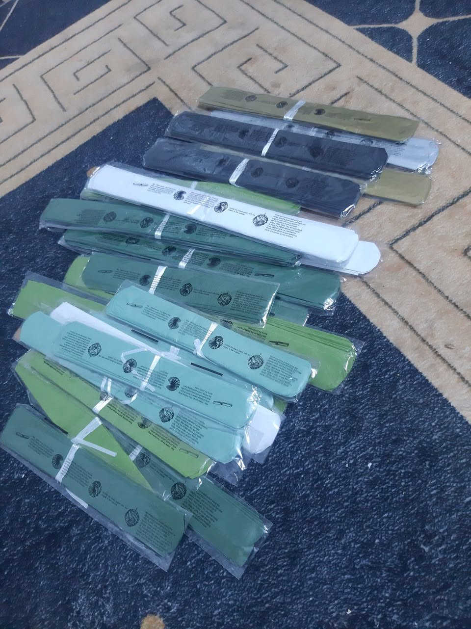 هذني هيج شكل ٢٤ قطعه مال ورد مادري غير شي انطيني سعر وبل عافيه


**إذا كنت صاحب هذا الإعلان وتريد حذفه لأي سبب، رجاءا أرسل رسالة إلى الدعم الفني**