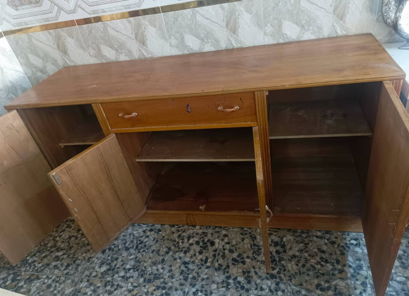 ***********.. ***********الأرقام بيهة وتساب مكان بغداد أم الكبر قرب مطعم ركن سوري
