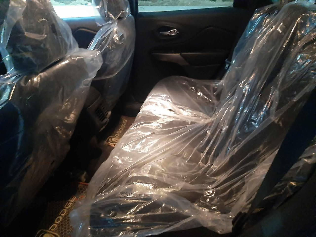 جيب بزون ٢٠ بدون رقم تترقم باي محافظة الرقم عاليشتري كارتون ماشيه ٣٠ الف جاهزه من كلشي مكانها ناصريه سعر 88 مناسبه مال جناي  امراوس حسب القناعه
    جاملغ وبنيد بيه ***********
