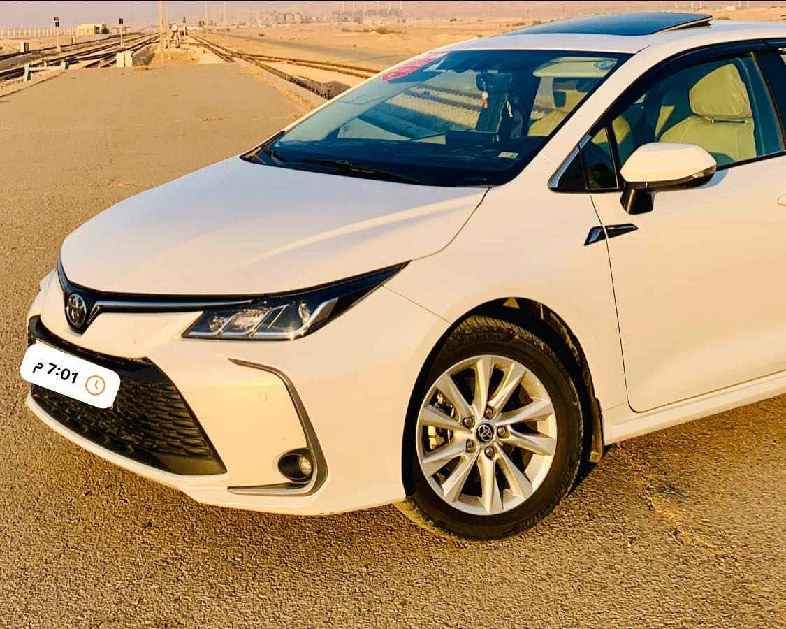 السلام عليكم.
سياره كورلا 2024 شركة SAS محرك 18 
فول مواصفات بصمه شاحن لاسلكي فتحة سقف دخول ذكي 
ماشيه 35,000  بعدها بضمان الشركه. 
السياره بدون اي ملاحظه وضع الشركه 
السعر 197 وبيها مجال بسيط 
الاستفسار ***********
