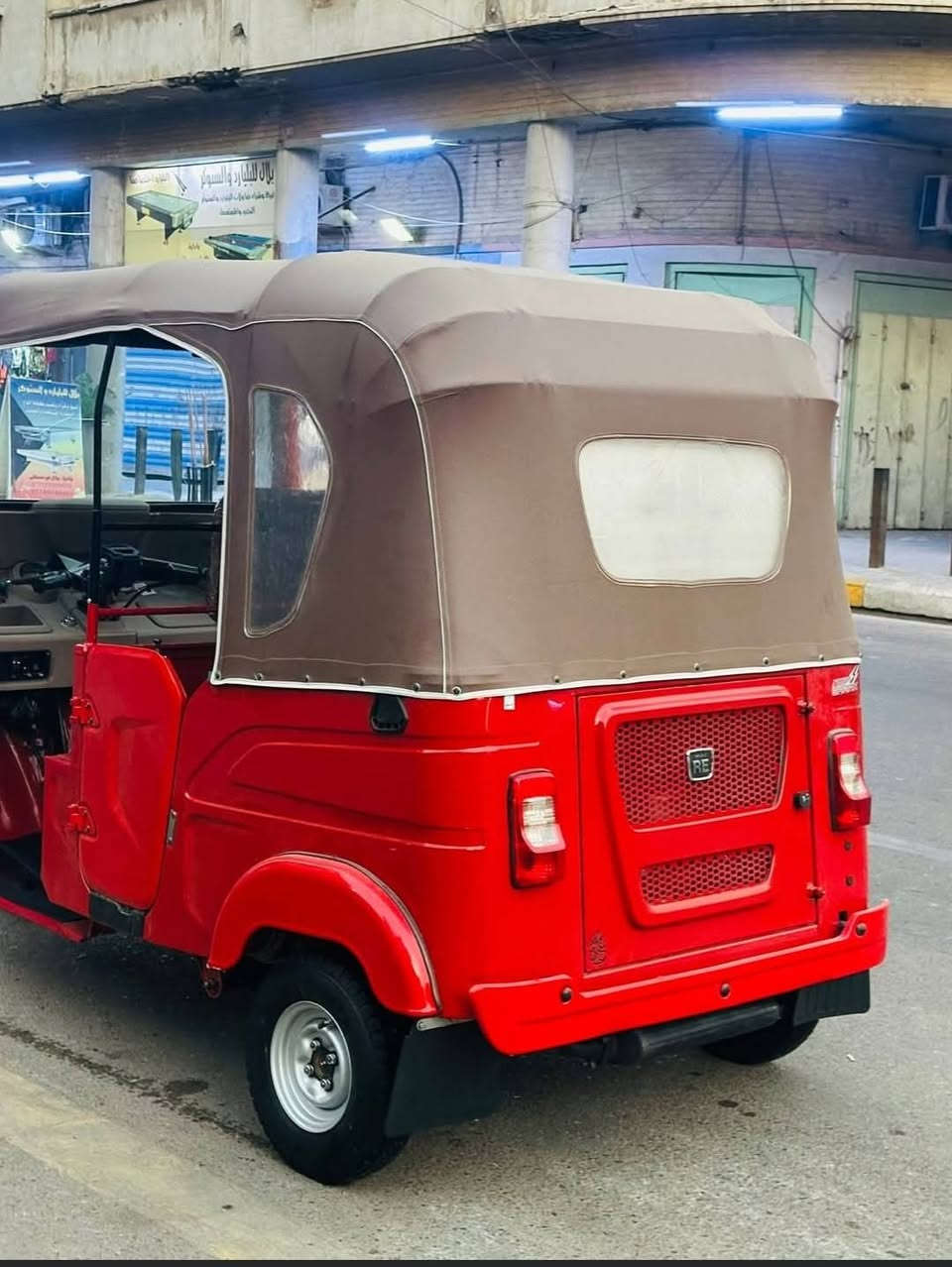 سلام عليكم تكتك 22 للبيع رقم وسنويه كفاله ماعده طخه يم جاملغ مكاني مدينه الصدر سعره 7500   الشراي يخابر ويدلل متواجد واتساب فقط ***********
