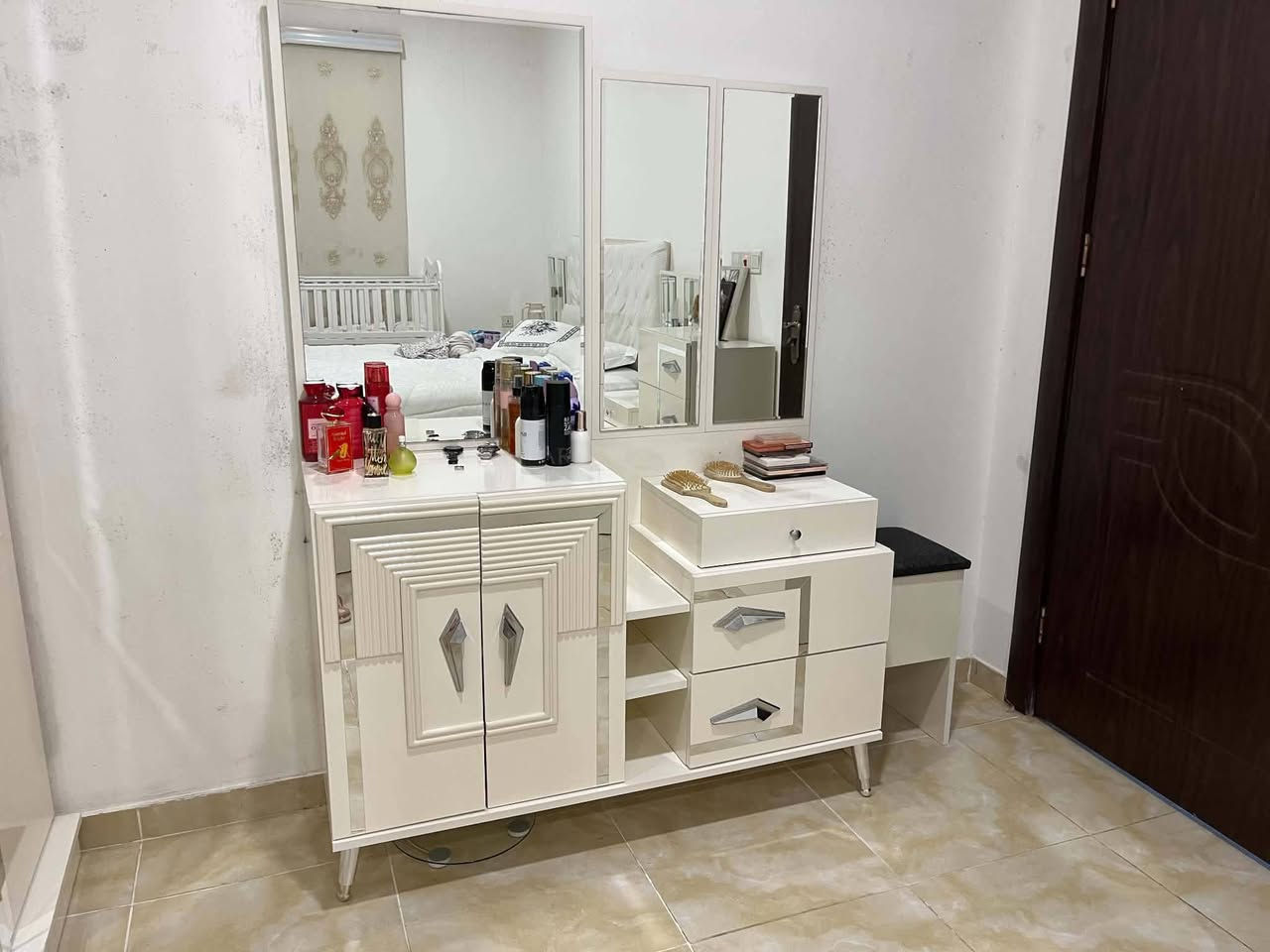 للبيع مابيها اي ضرر ٩قطعه المكان اربيل 
بو فروشتن له هه ولير


**إذا كنت صاحب هذا الإعلان وتريد حذفه لأي سبب، رجاءا أرسل رسالة إلى الدعم الفني**