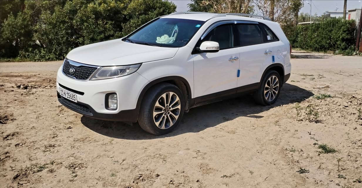 للبيع. سيرنتو 2015خليجي بيه نص قطعه.صبغ الباقي كفاله. مكينه 6 سلندر مكفوله كير ومكينه. رقم بغداد
وكلشي سعر 185 وبيه شي بسيط
‏‪***********‬‏
اني مكلف بنشر اتصل بصاحبه
