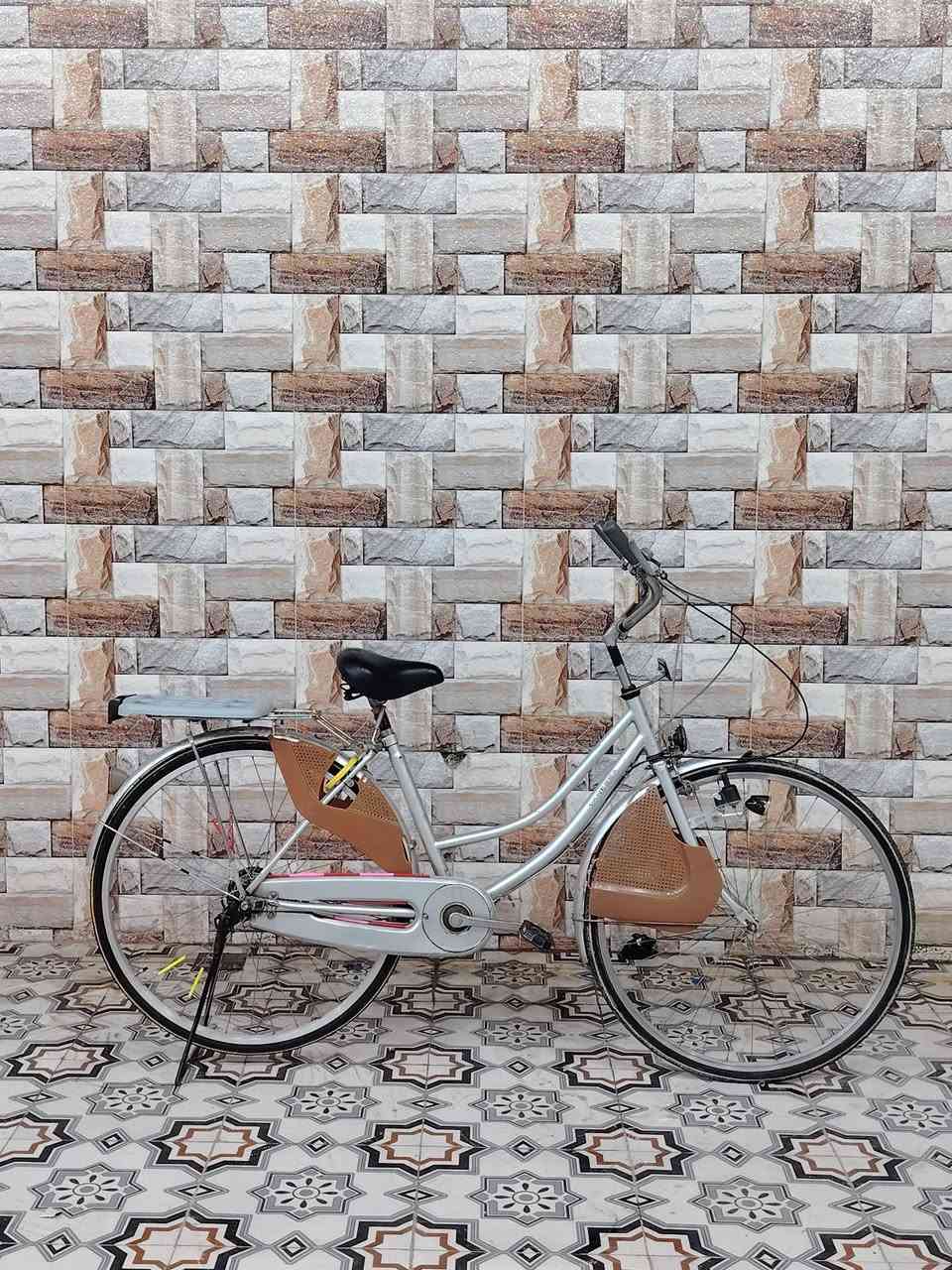 سلام عليكم بايسكل 27 نضيف البايسكل كامل من كلشي عوزه اشياء بسيطه لبايسكل بيه بدال 3سرع قوي وسريع وخفيف والبايسكل مناسب جدا ب 70وبي مجال حك الجيه شراي خاص مو شاري لاتعبني مكاني النجف خان النص (الحيدريه) مديل 11


**إذا كنت صاحب هذا الإعلان وتريد حذفه لأي سبب، رجاءا أرسل رسالة إلى الدعم الفني**