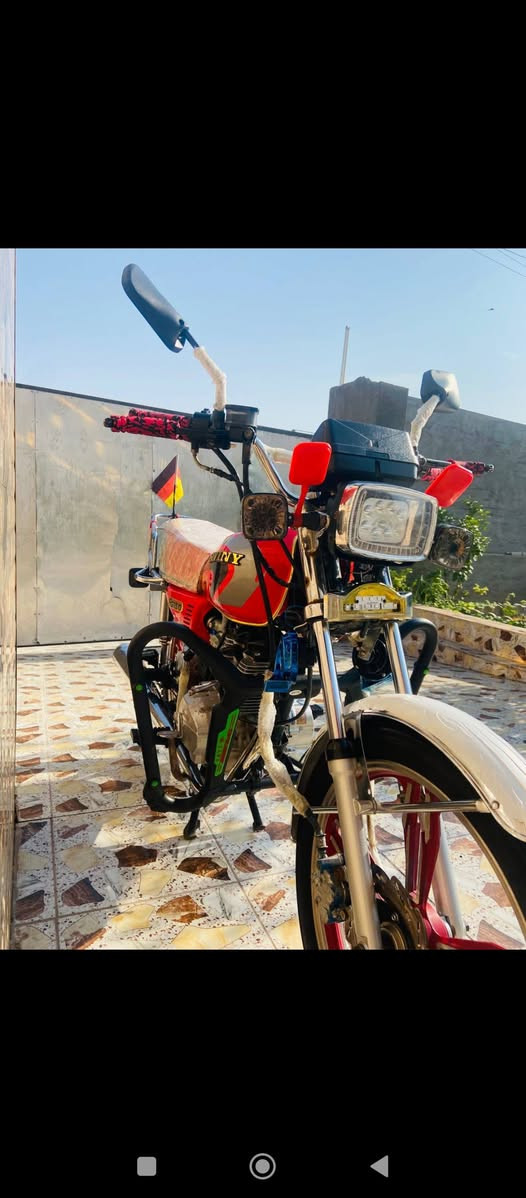 سلام عليكم 
موطور ايراني للبيع موديل 21 محدث 23 كامل من شلعه ومعدل كلشي شغال ما اتحط علي ربع السعر 600 وبي مجال مكاني الفلوجه متواجد واتساب وهذه رقمي ***********
