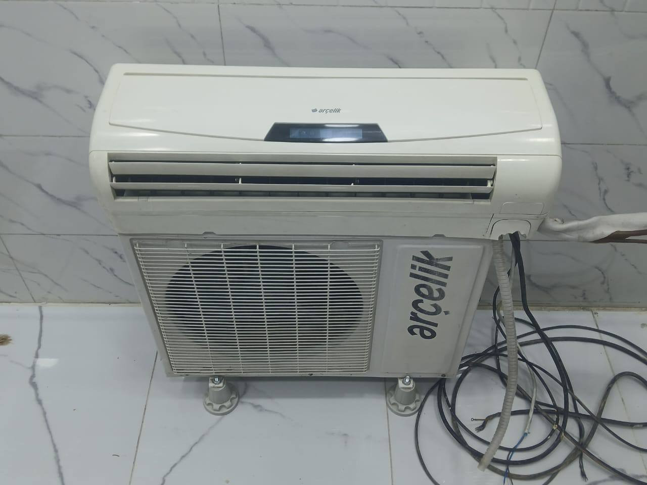 سبلت جديد للبيع 
يشتغل ع سحب اقتصادي مو عادي 
سعره 200 العنوان سبع البور شارع بلقيس


**إذا كنت صاحب هذا الإعلان وتريد حذفه لأي سبب، رجاءا أرسل رسالة إلى الدعم الفني**