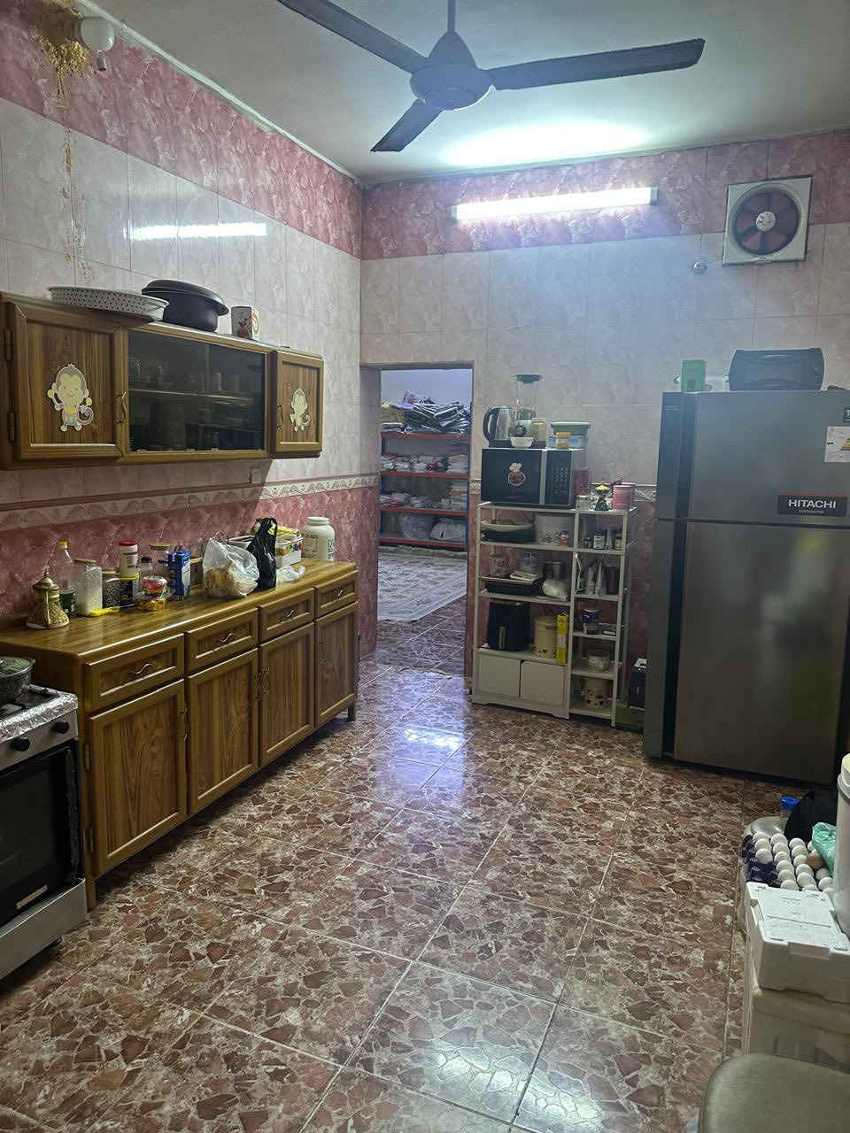 بيت للبيع منطقة الشعلة ام نجم 
خلف مدرسة مالك الاشتر 
150 متر 
واجهة 7 ونص 
نزال 20 
نضيف جداً صالح للسكن 
طابقين بناء حديث 
 السعر جداً مناسب بيع مستعجل 
***********
