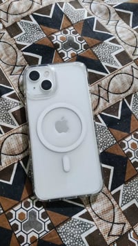 آيفون ١٣ • ١٢٨ • شاشة حماية