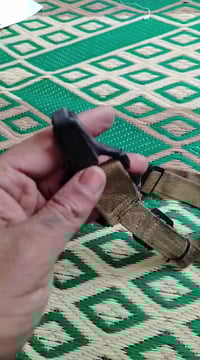 حمالة M4 ام فور اصلية سعرة 20الف عنوان مدينة الصدر نهاية شارع الارفلي ...