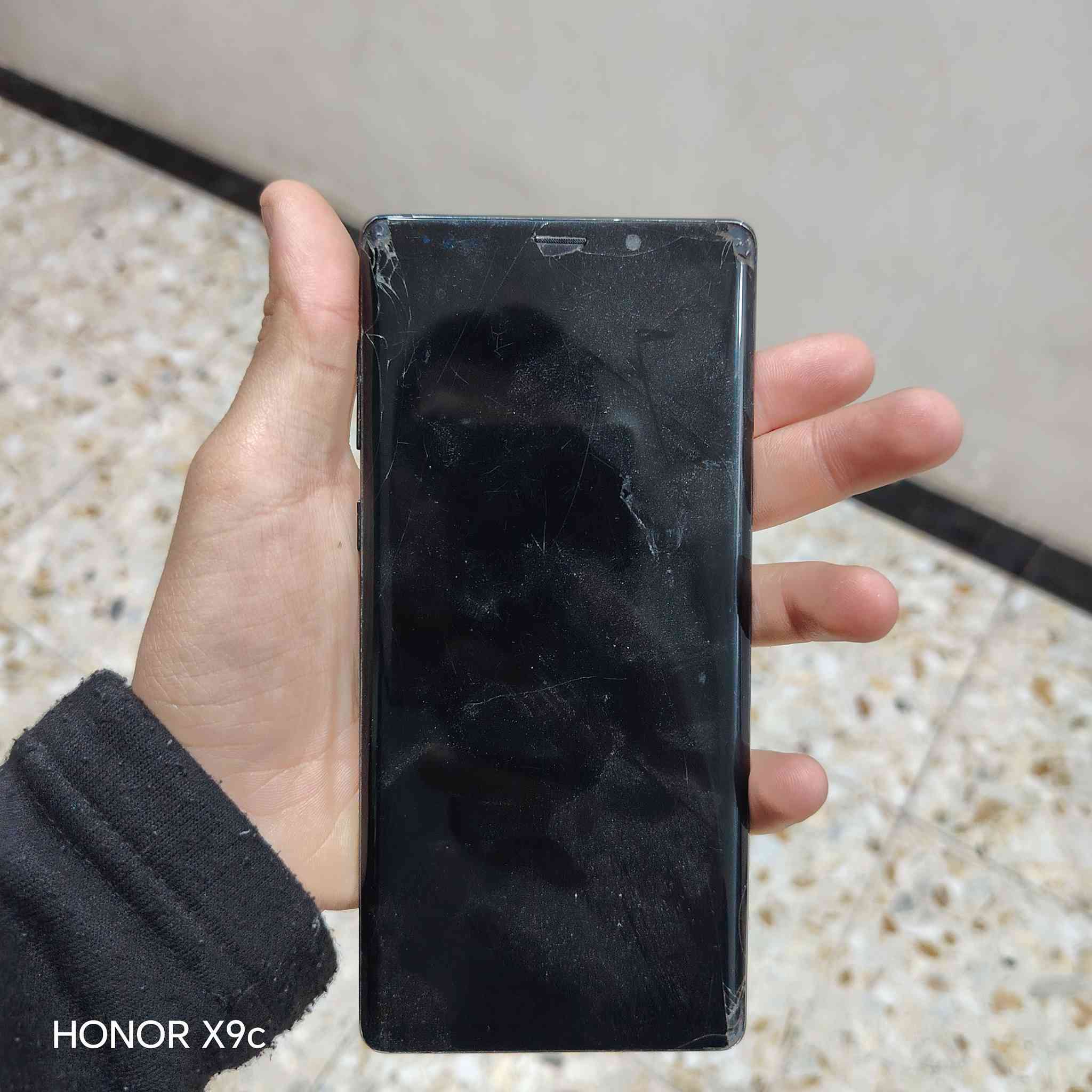 سلام عليكم نوت 9للبيع نقص شاشه وضهر عاطل سعر 70وبي مجال مكان بغداد السده الامين الثانيه قرب ساحه زمن رقم الهاتف ***********
