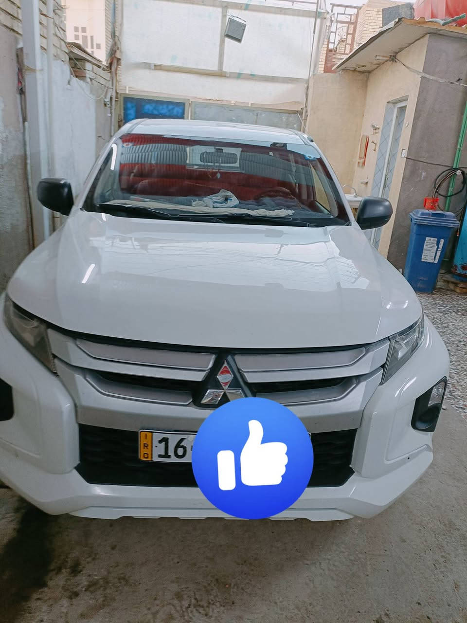 سلام عليكم بيكم ميسيبوشي للبيع موديل 22 ناصيه بسمي تحويل ثاني يوم ماشي 50الف سياره نضيفه تخم تاير  كلشي جديد سعر 150 أو يرهم مراوس فورويل وينطي فرق مكان سياره بغداد البلديات ***********
