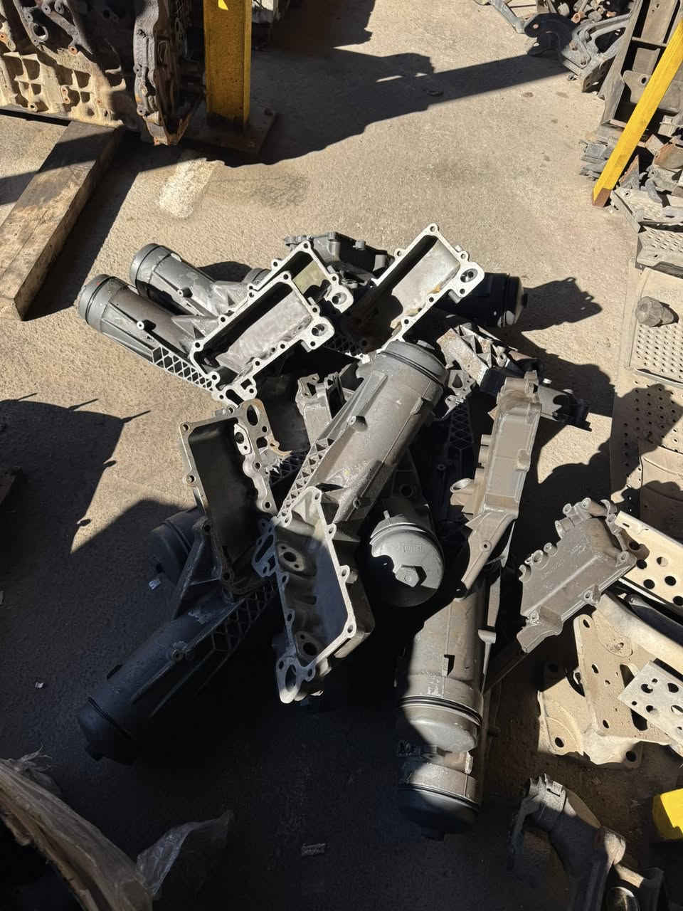 الان موجود 
العنوان اربيل صناعه الشمالي كراج 
محمد حجي سمير كركوكي 
للاستفسار اتصل على الرقم 
***********
***********

Now available.
Address: Erbil, North Industrial Area, Garage
Mohammed Haji Samir Kirkuki
For inquiries, please call:
***********
***********
