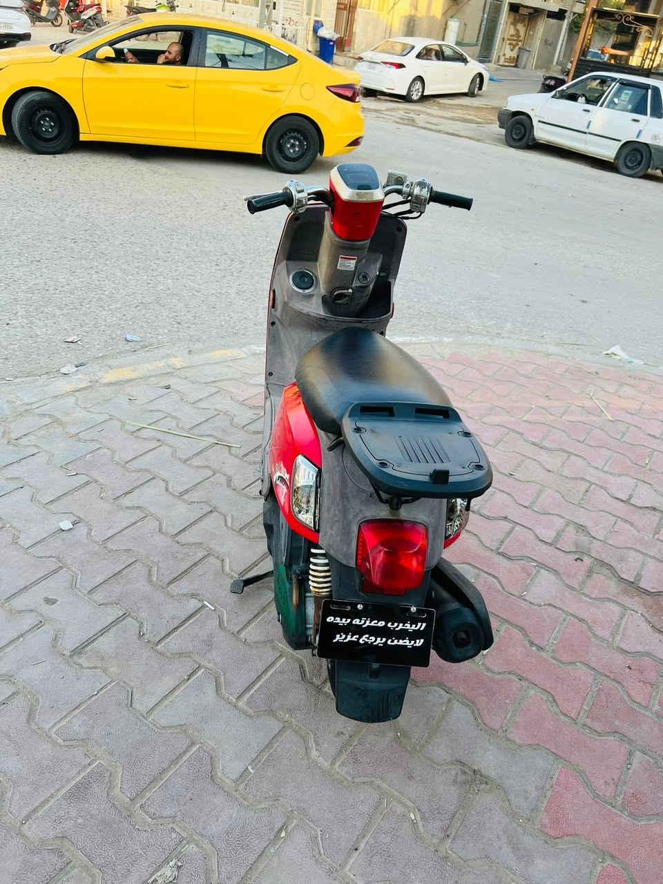 متاح ماكس بوليس مصطره
داخل رصاصي شوفت عينك ماطور بعد بل جيس صارله اقل اشهر من طالع 

المكان طوريج 

***********
