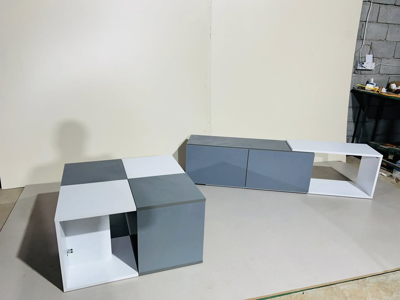 🔥 عرض لفترة محدودة 🔥
✨ سيت صاله كامل  MDF أنيق وعصري ✨
متكون من (5)قطع 
١-ميز TV
الرتفاع: 45 سم
العرض: 180 سم
العمق: 33 سم
🧩 التصميم
بابان  قلاب فتح تاج

 2-طبلات رباعي 4 في 1

الرتفاع:45
العرض:40
العمق:40

تقسيمات داخلية متعددة حسب الطلب
🎨 المواصفات
متوفر بجميع القياسات
متوفر بجميع الألوان
تنفيذ حسب الرغبة وبجودة عالية
📲 للطلب والاستفسار:
*********** – واتساب
⚡ سارع بالحجز… الكمية محدود
