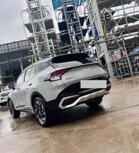 سبورتج 2023 فئه SX اعلى فئه حجم الجبير لون سمنتي  رقم اربيل جديد    كا...