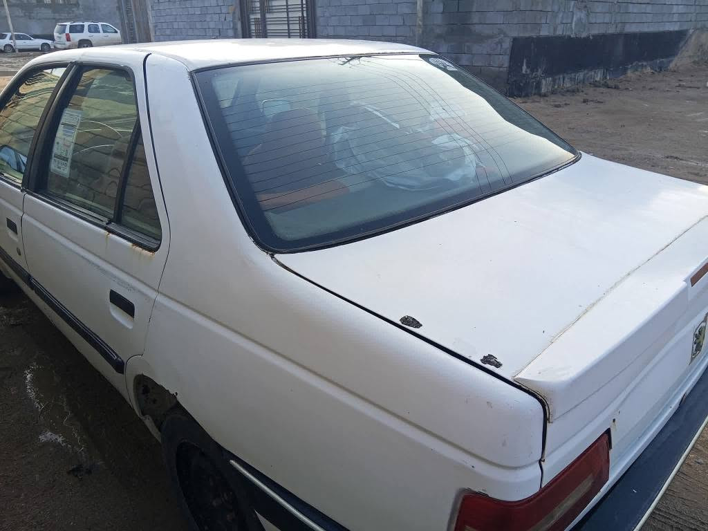 بيجو 405 موديل 2014 بصره سنويه 2029  بسمي  كير محرك خير من الله  تبريد يشتغل حداديه نص عمر    السعر33 وبيها مجال  العنوان البصره شط العرب الفيحاء نهر ابو الزوري   *********** ناصرية, ذي قار
