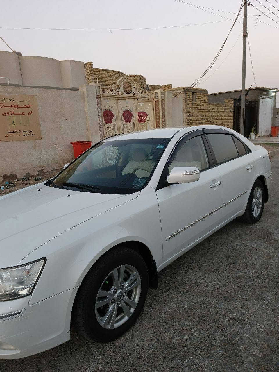 السلام عليكم سوناتا البيع موديل 2010محرك 2400 دوش رقم بغداد انكليزي سياره جديده بل عافيه على الياخذها بيها باب امبدل فقط ولباقي كفاله عامه بسمي الستفسار اتصل ***********
